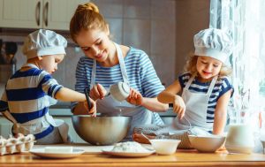 Belajar Cara Membuat Roti, Aktivitas Seru Bersama Anak