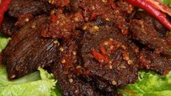 Dendeng: Makanan Khas Indonesia yang Menggugah Selera