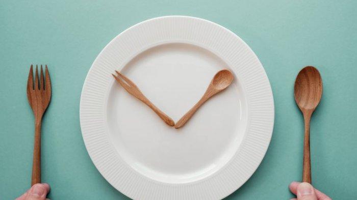 Berpuasa (cr. tribunnews.com)