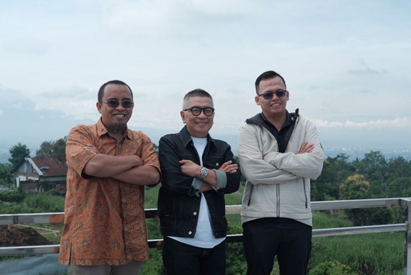 Kiri – Kanan, Rendra Masdrajad Safaat, Helmy Yahya, Ilham Sunaryanto (Dok, Casa Kreatif)